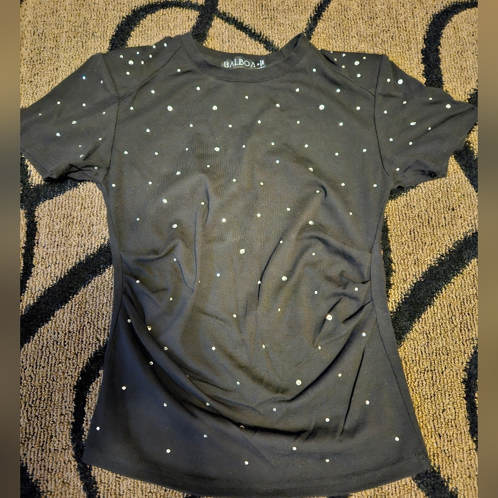 Balboa Tee with rhinestones